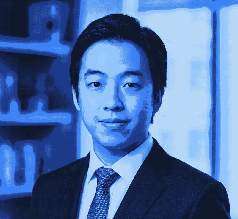 Portrait of Michael Tuvshin, Senior Document Operator at Dillion AI